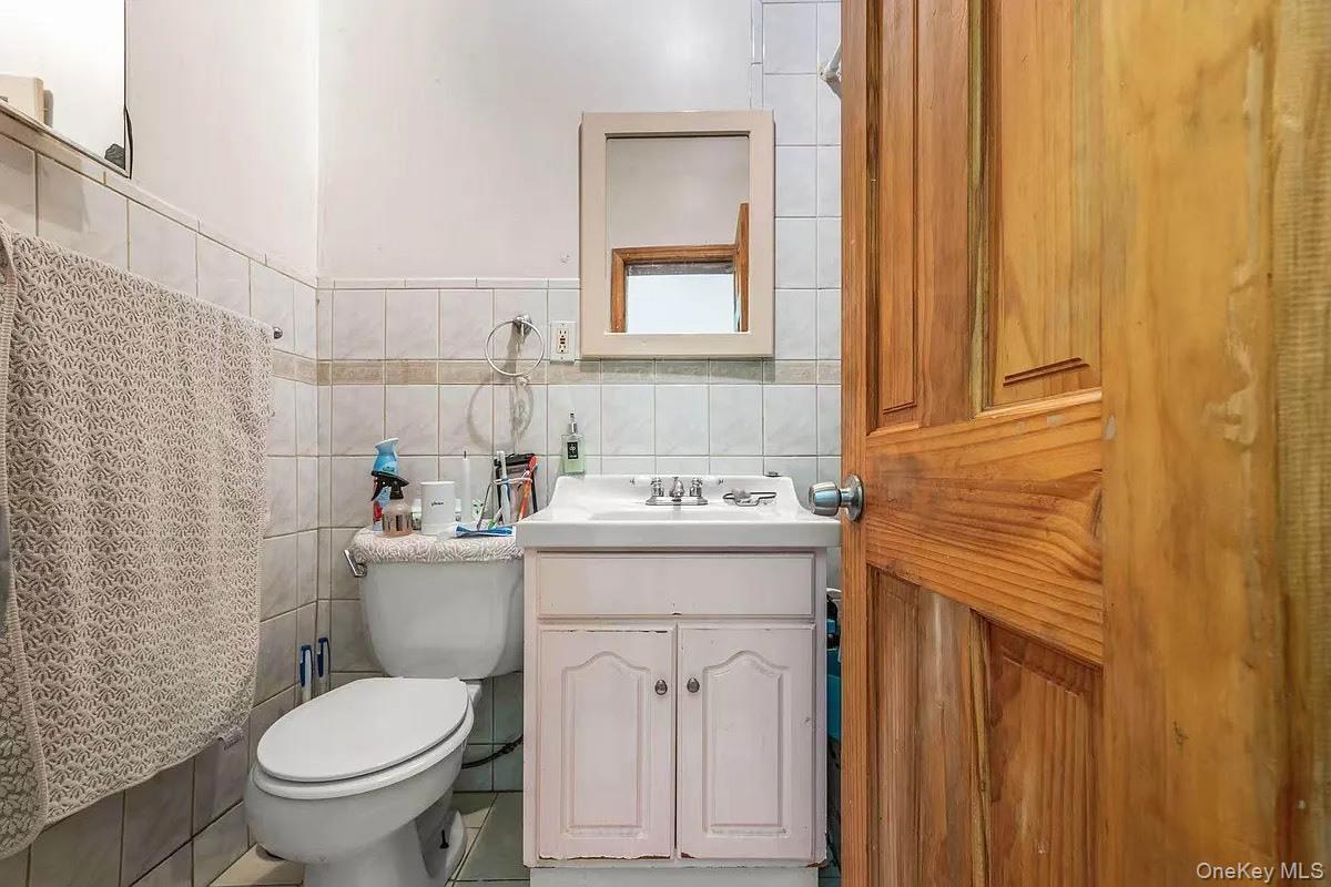 Commercial Sale Bushwick  Brooklyn, NY 11206, MLS-938986-2