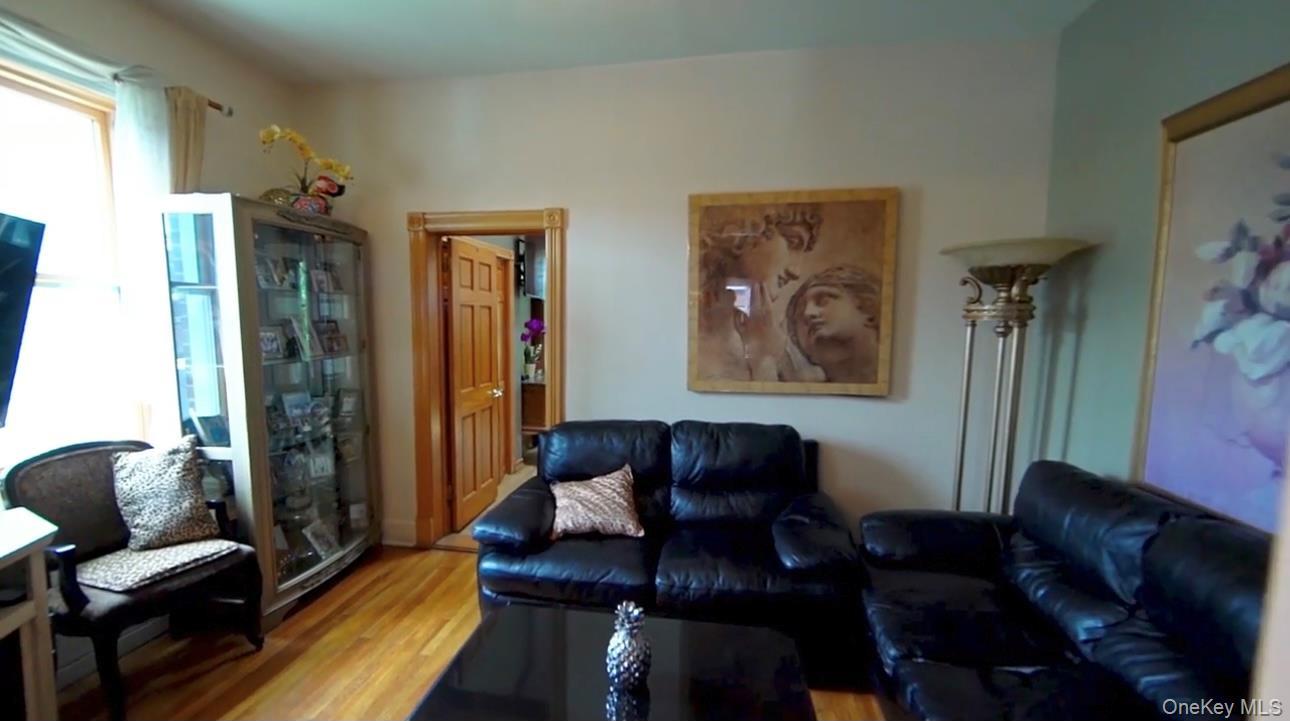 Single Family 43rd  Queens, NY 11103, MLS-939010-5