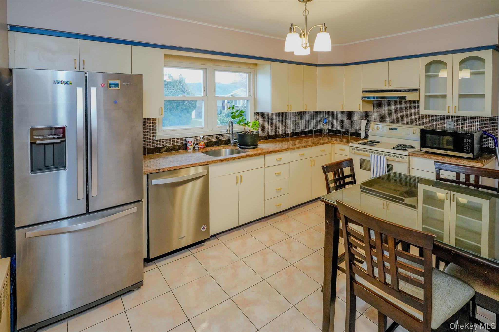 Single Family Lucille  Nassau County, NY 11791, MLS-939029-25