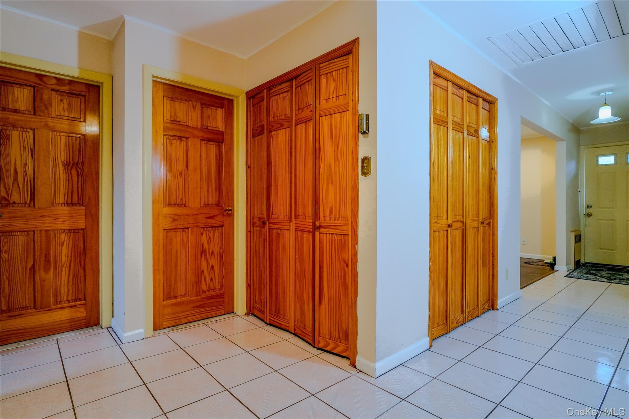 Single Family Lucille Nassau County, NY 11791, MLS-939029-7