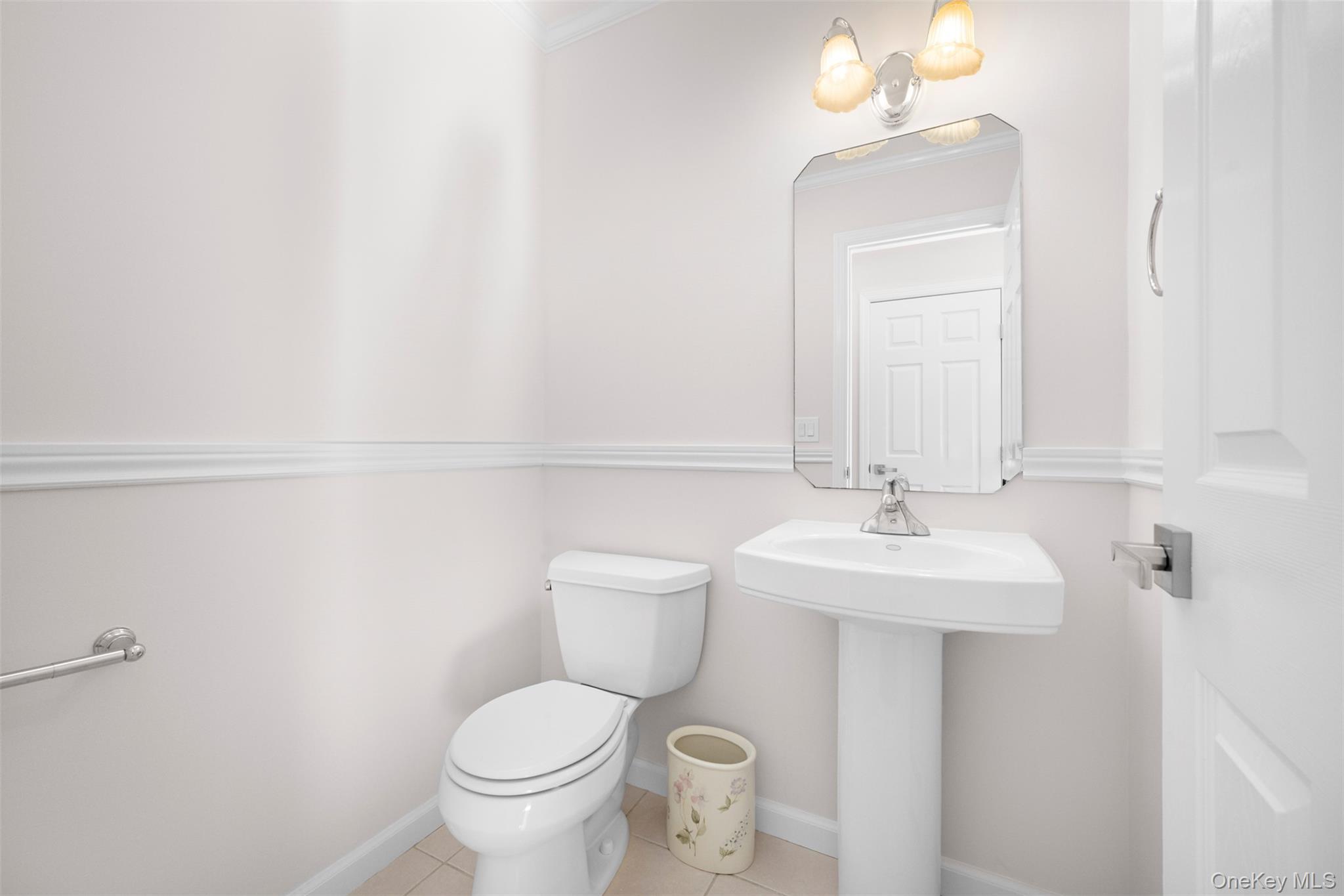 Single Family Ariel Suffolk County, NY 11778, MLS-939040-27