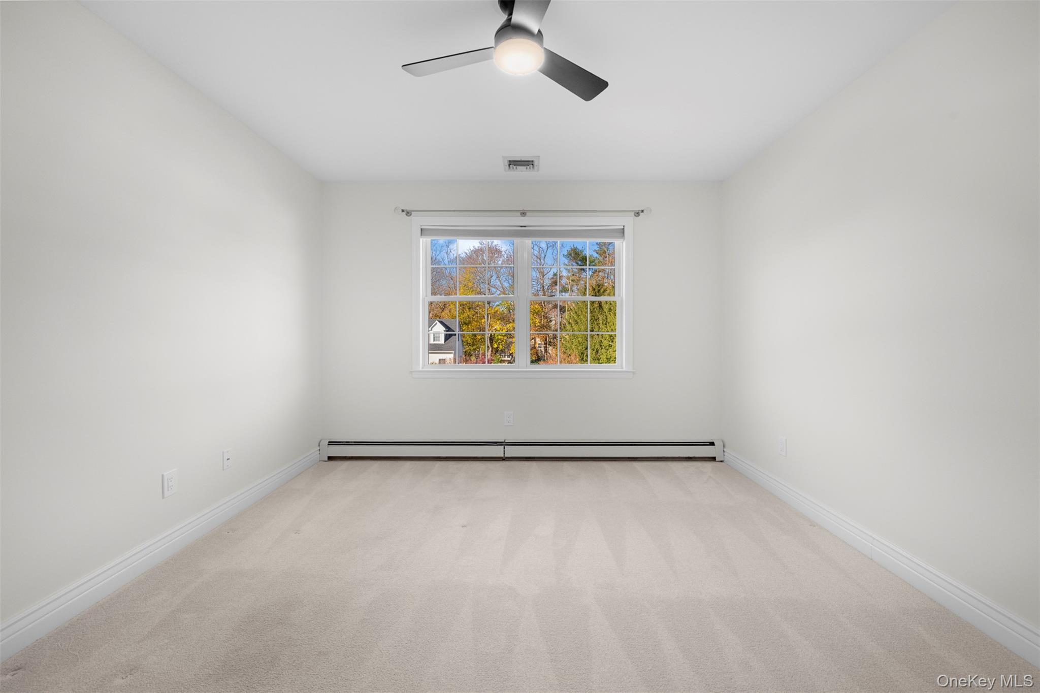 Single Family Ariel Suffolk County, NY 11778, MLS-939040-38