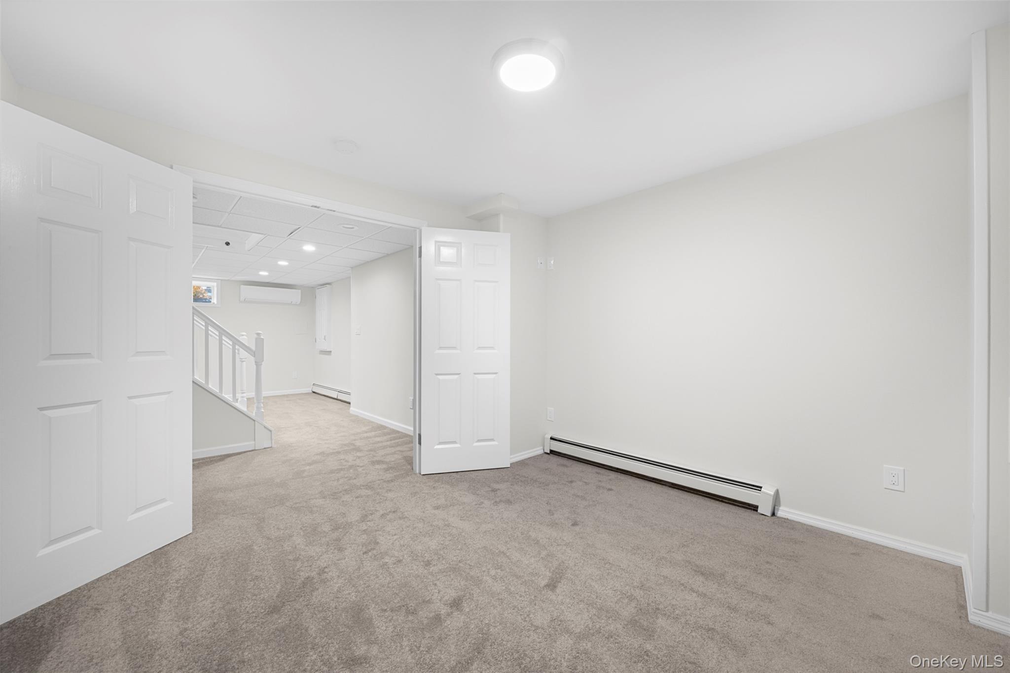 Single Family Ariel Suffolk County, NY 11778, MLS-939040-44