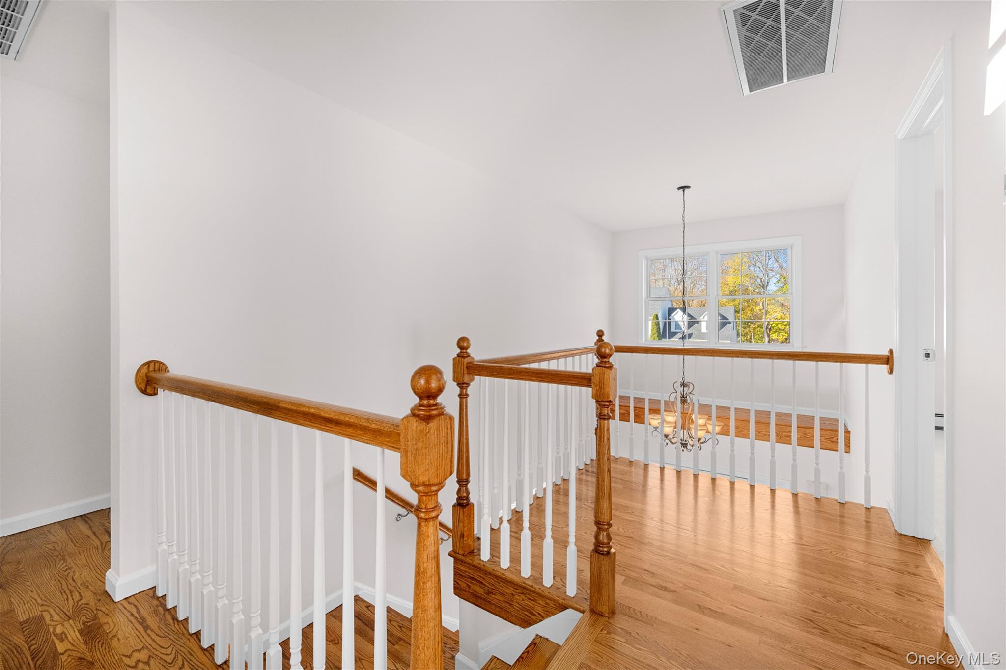 Single Family Ariel Suffolk County, NY 11778, MLS-939040-9