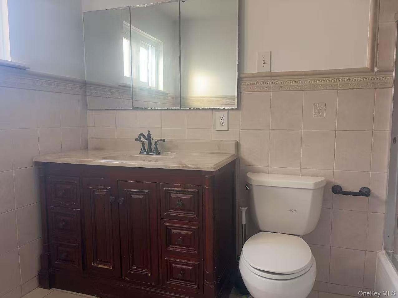 Single Family 35th  Queens, NY 11361, MLS-939063-10