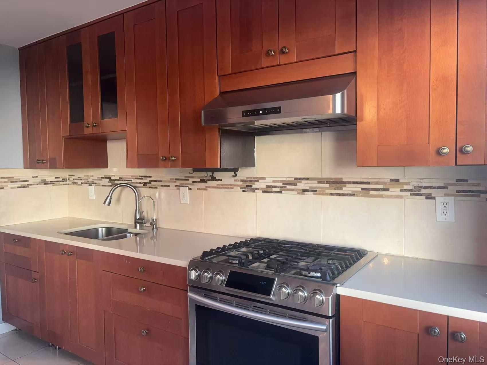 Single Family 35th  Queens, NY 11361, MLS-939063-2