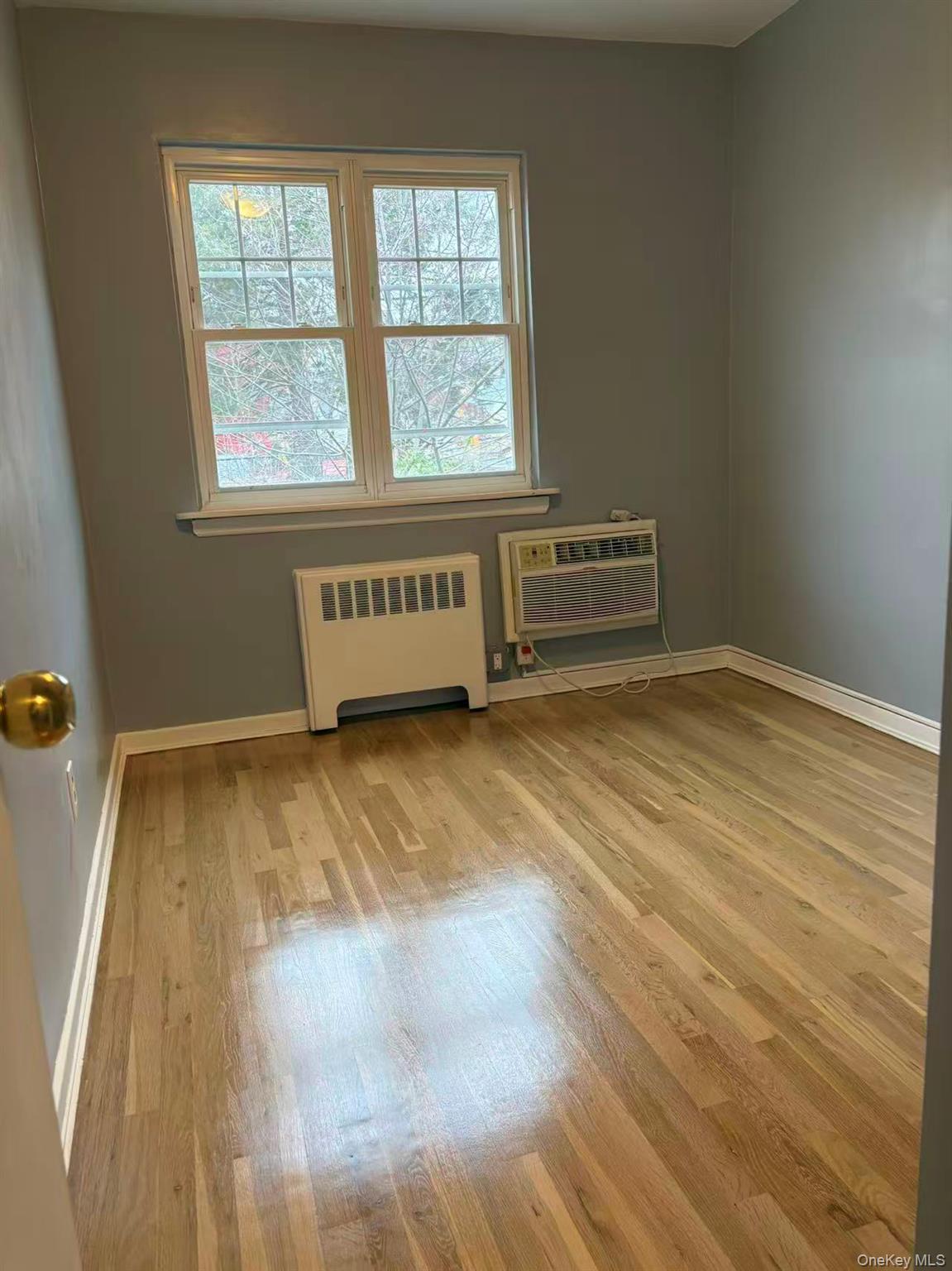 Single Family 35th  Queens, NY 11361, MLS-939063-6