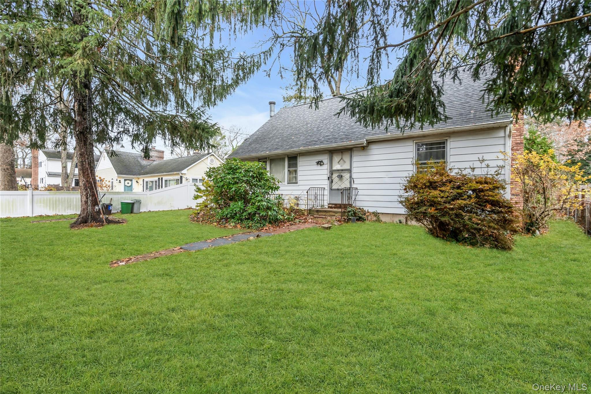 Single Family Norton  Suffolk County, NY 11731, MLS-939064-3