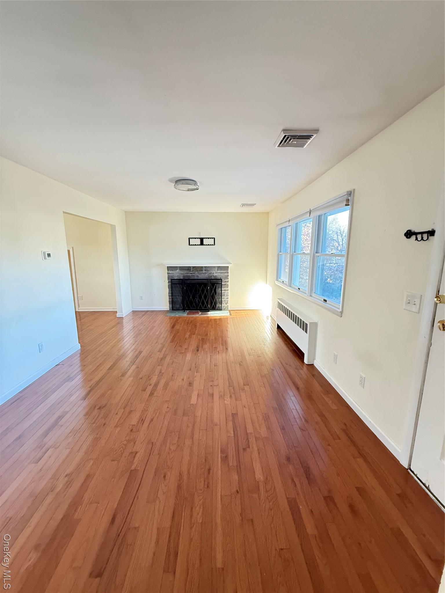 Single Family W Lake Suffolk County, NY 11772, MLS-939080-12