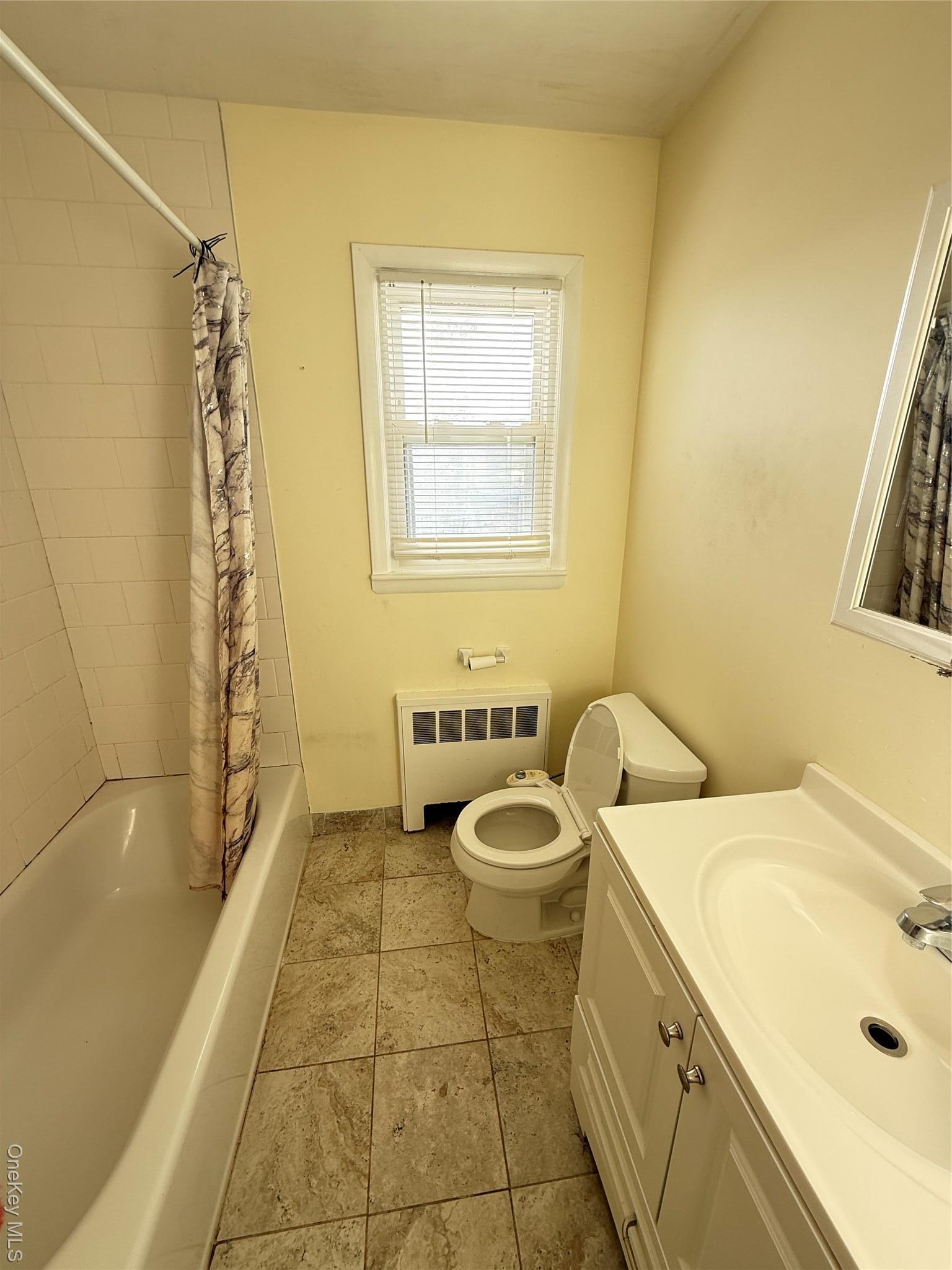 Single Family W Lake Suffolk County, NY 11772, MLS-939080-16