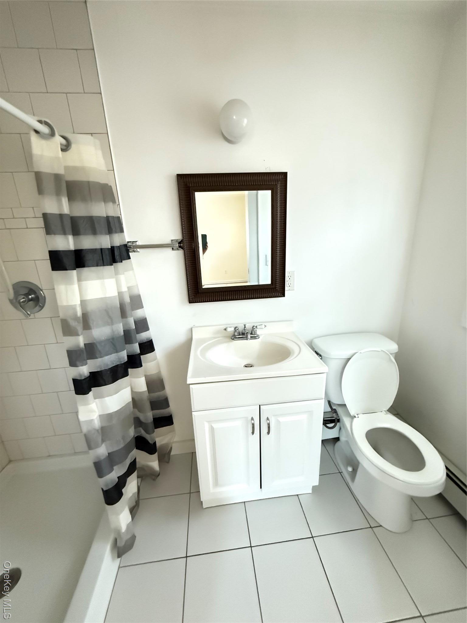 Single Family W Lake Suffolk County, NY 11772, MLS-939080-21