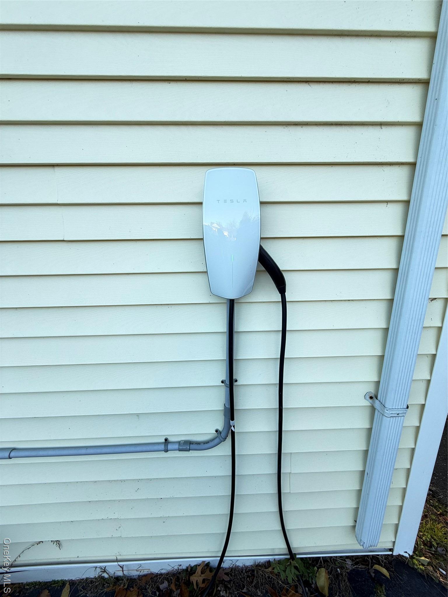 Single Family W Lake Suffolk County, NY 11772, MLS-939080-28