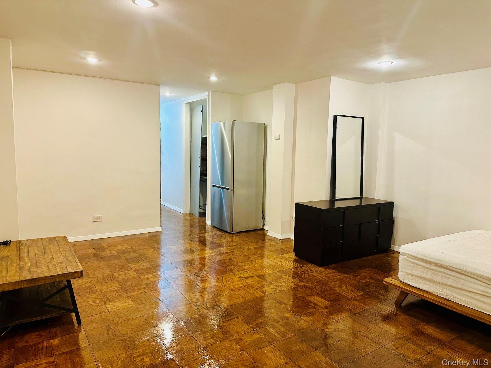 Apartment 35th  Manhattan, NY 10016, MLS-939121-10