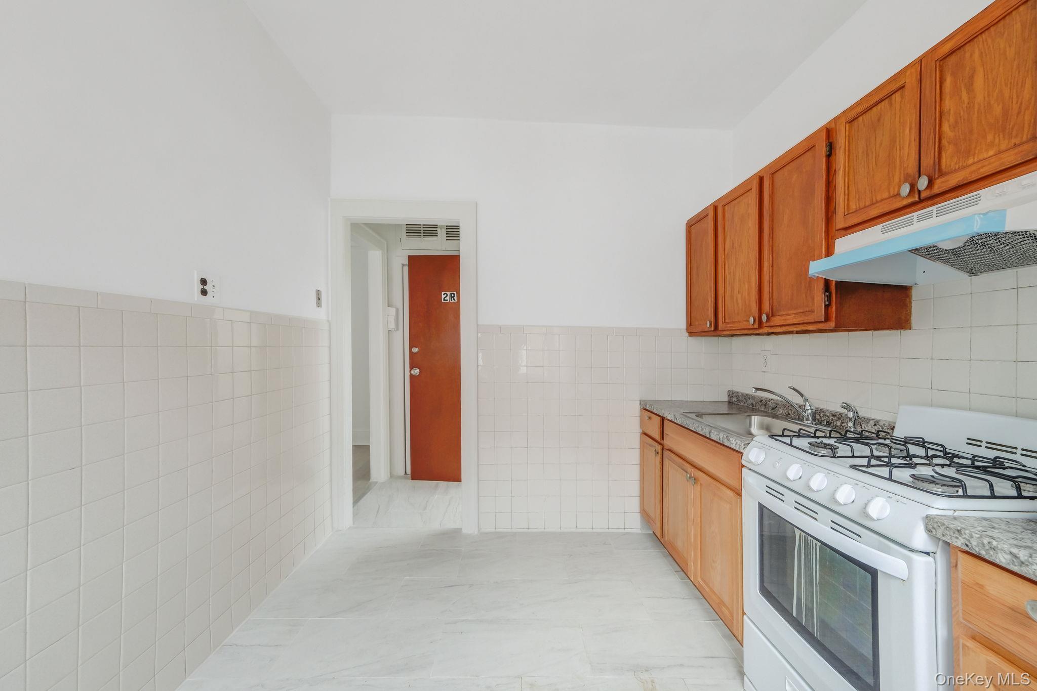 Single Family 94th  Queens, NY 11416, MLS-939123-21