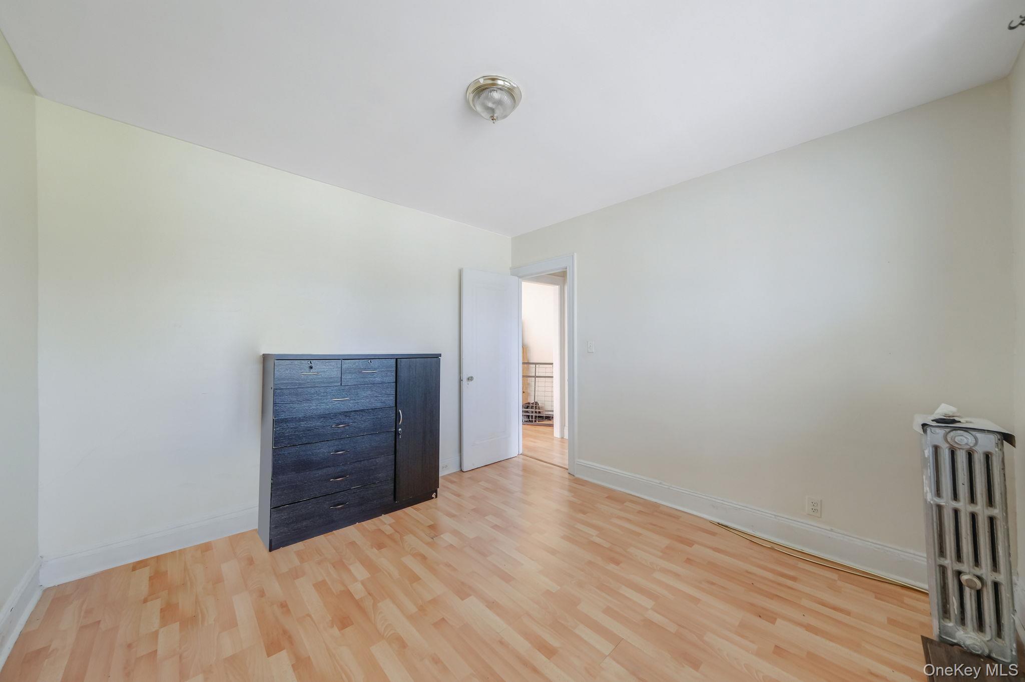 Single Family 94th  Queens, NY 11416, MLS-939123-30