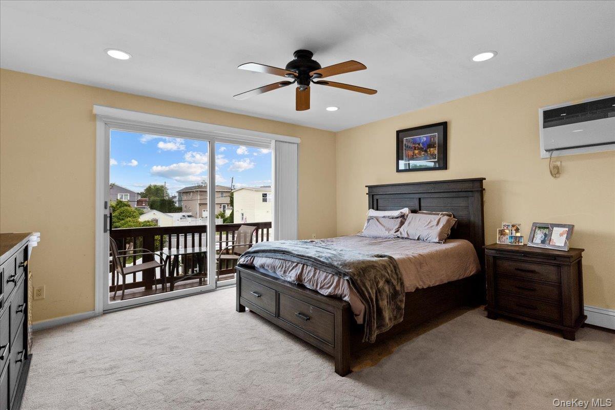 Single Family Barbara Nassau County, NY 11710, MLS-939131-16