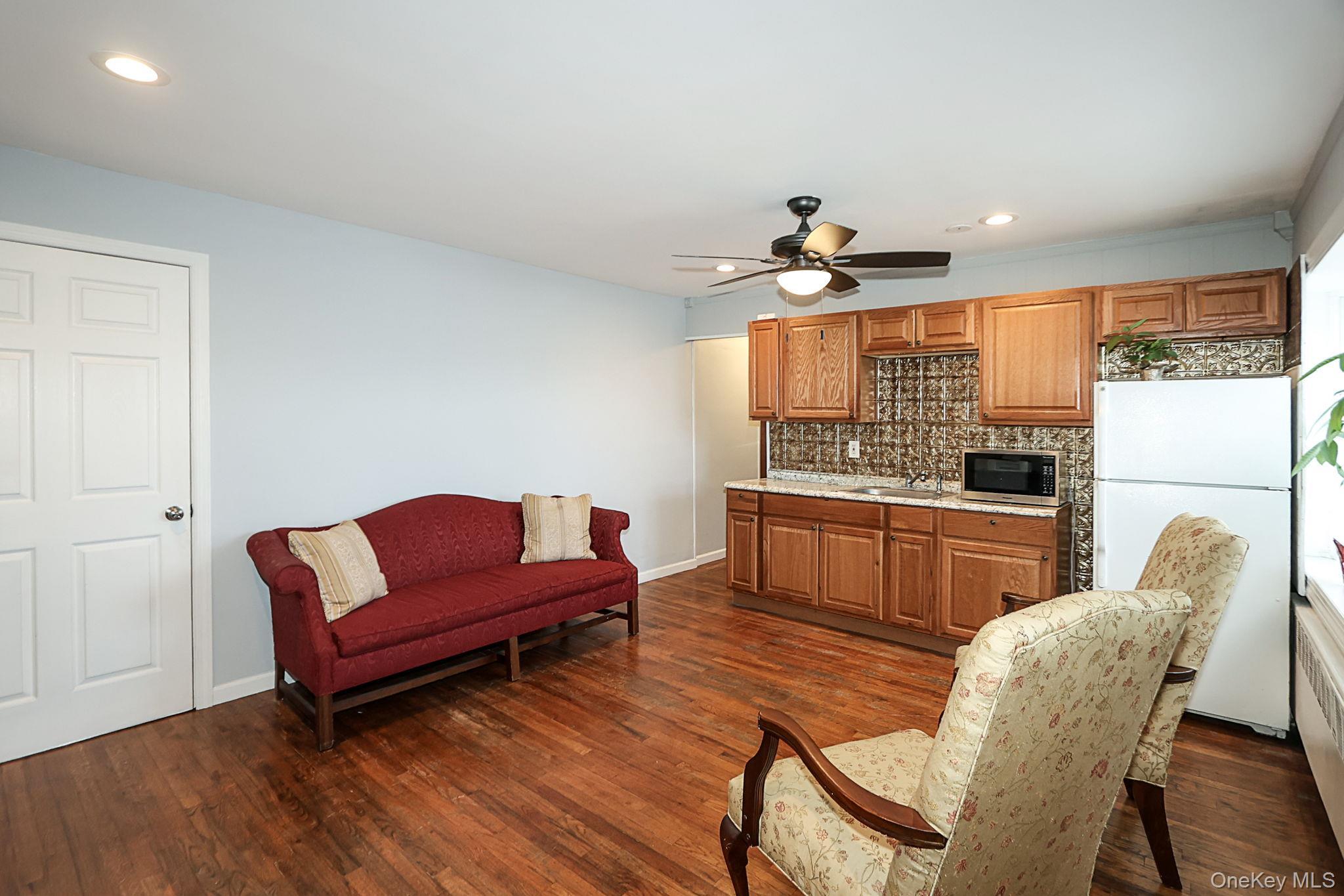 Single Family E. Meadow  Nassau County, NY 11554, MLS-939133-5