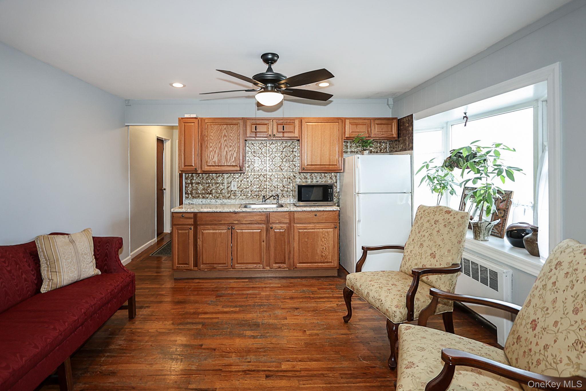 Single Family E. Meadow  Nassau County, NY 11554, MLS-939133-6