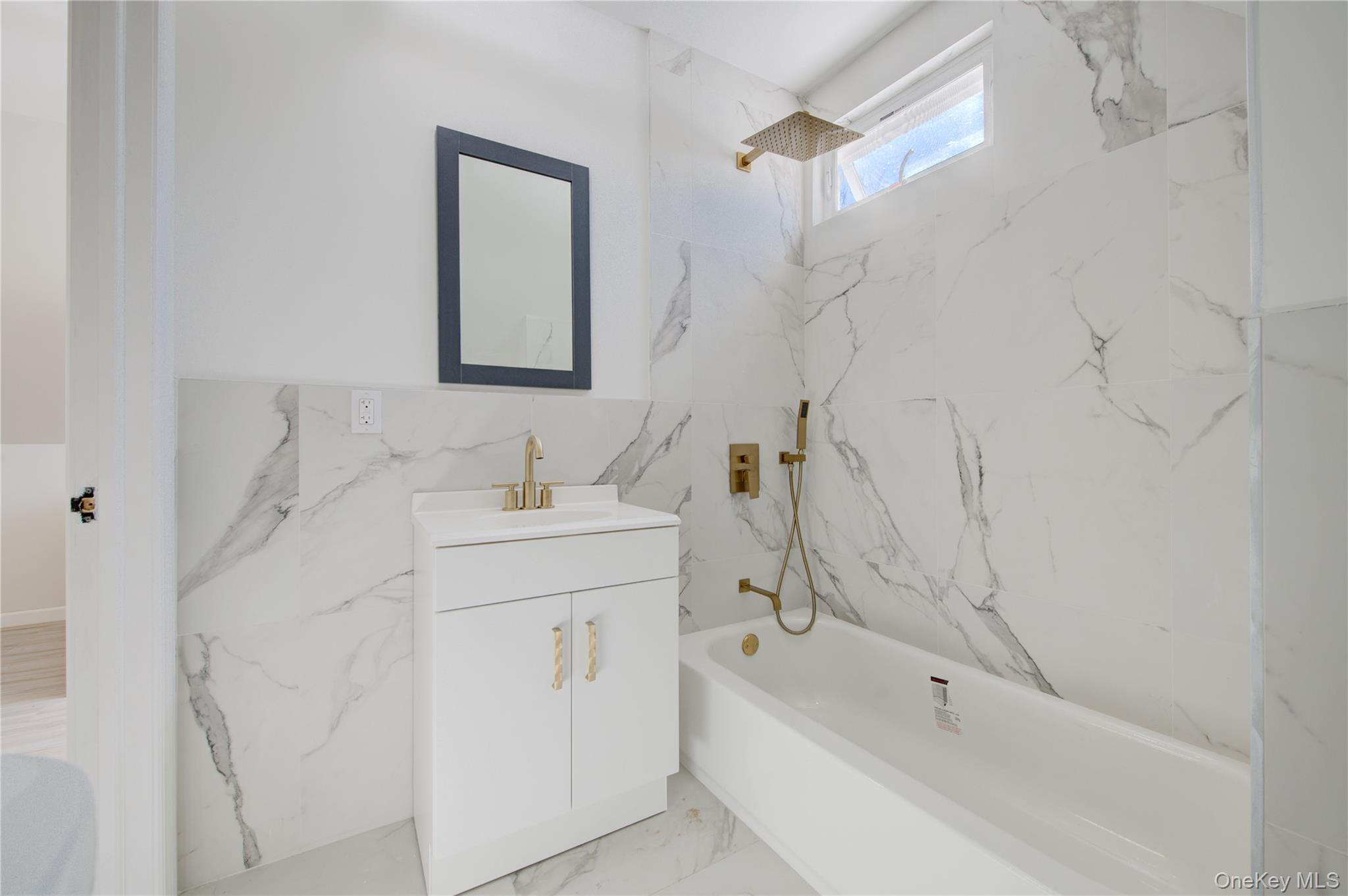 Single Family 198th Bronx, NY 10458, MLS-939144-10