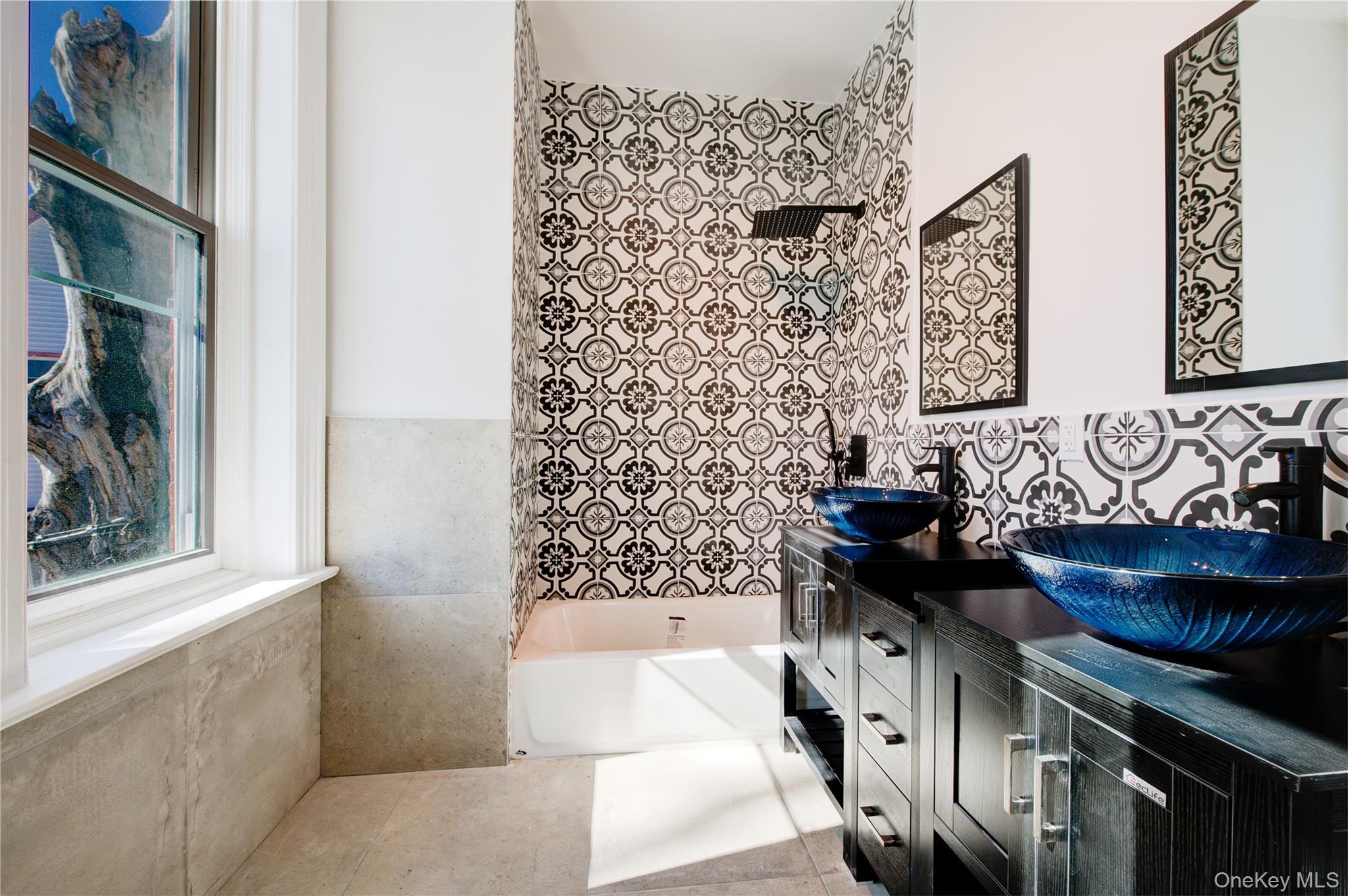 Single Family 198th Bronx, NY 10458, MLS-939144-11