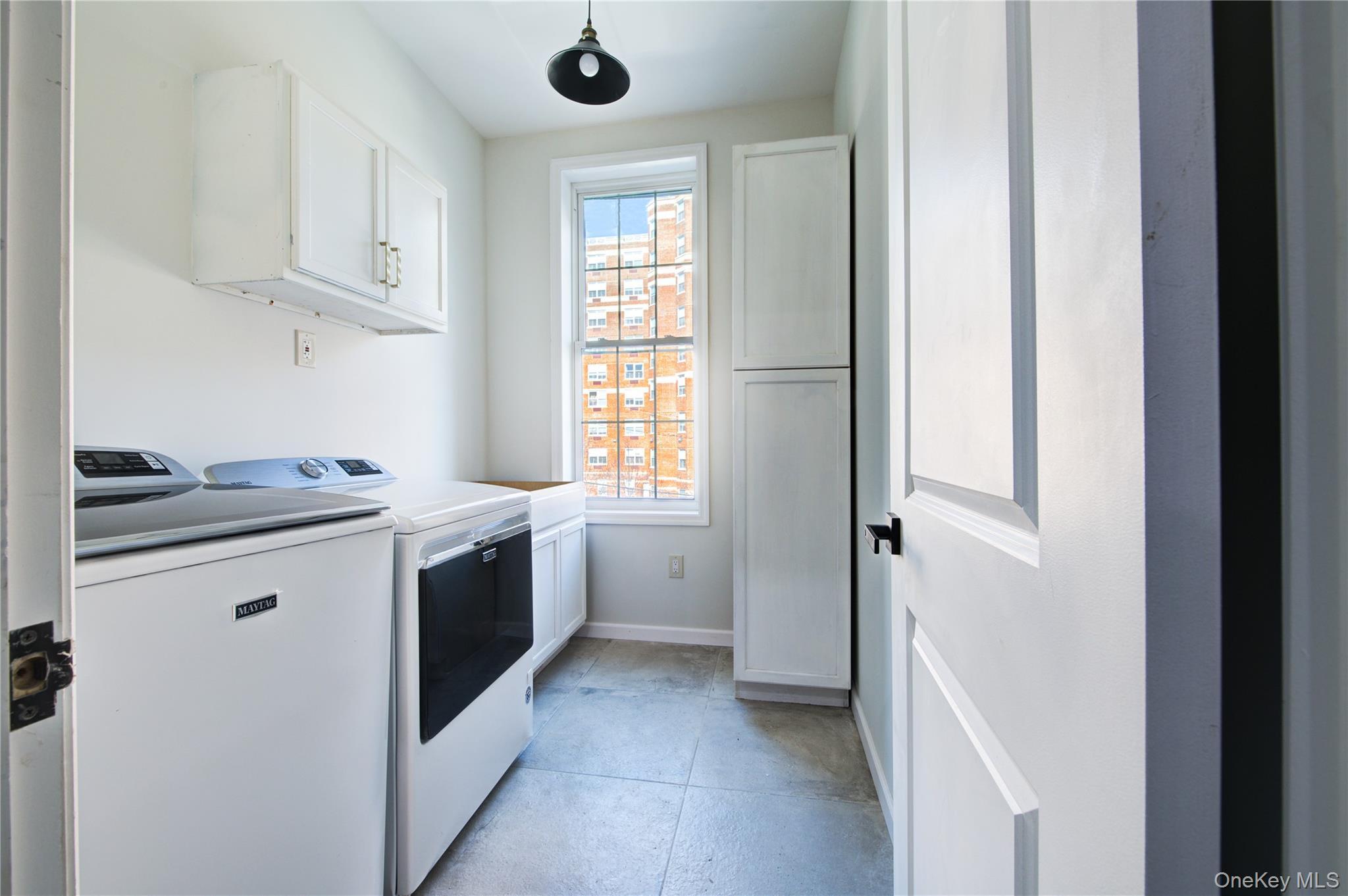 Single Family 198th Bronx, NY 10458, MLS-939144-16