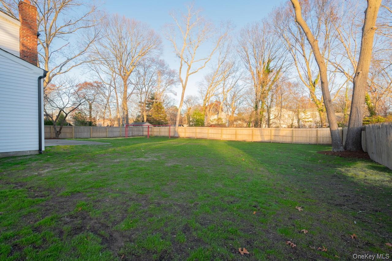 Single Family Howard  Suffolk County, NY 11727, MLS-939156-25