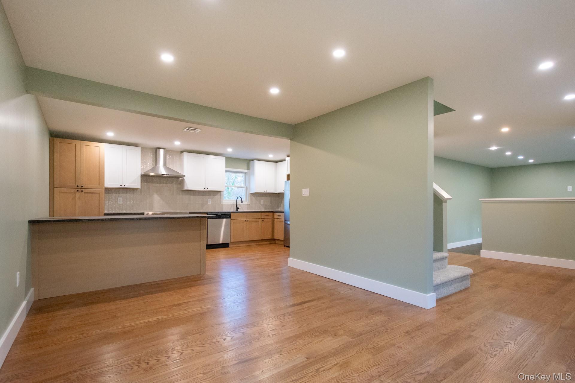 Single Family Howard Suffolk County, NY 11727, MLS-939156-3