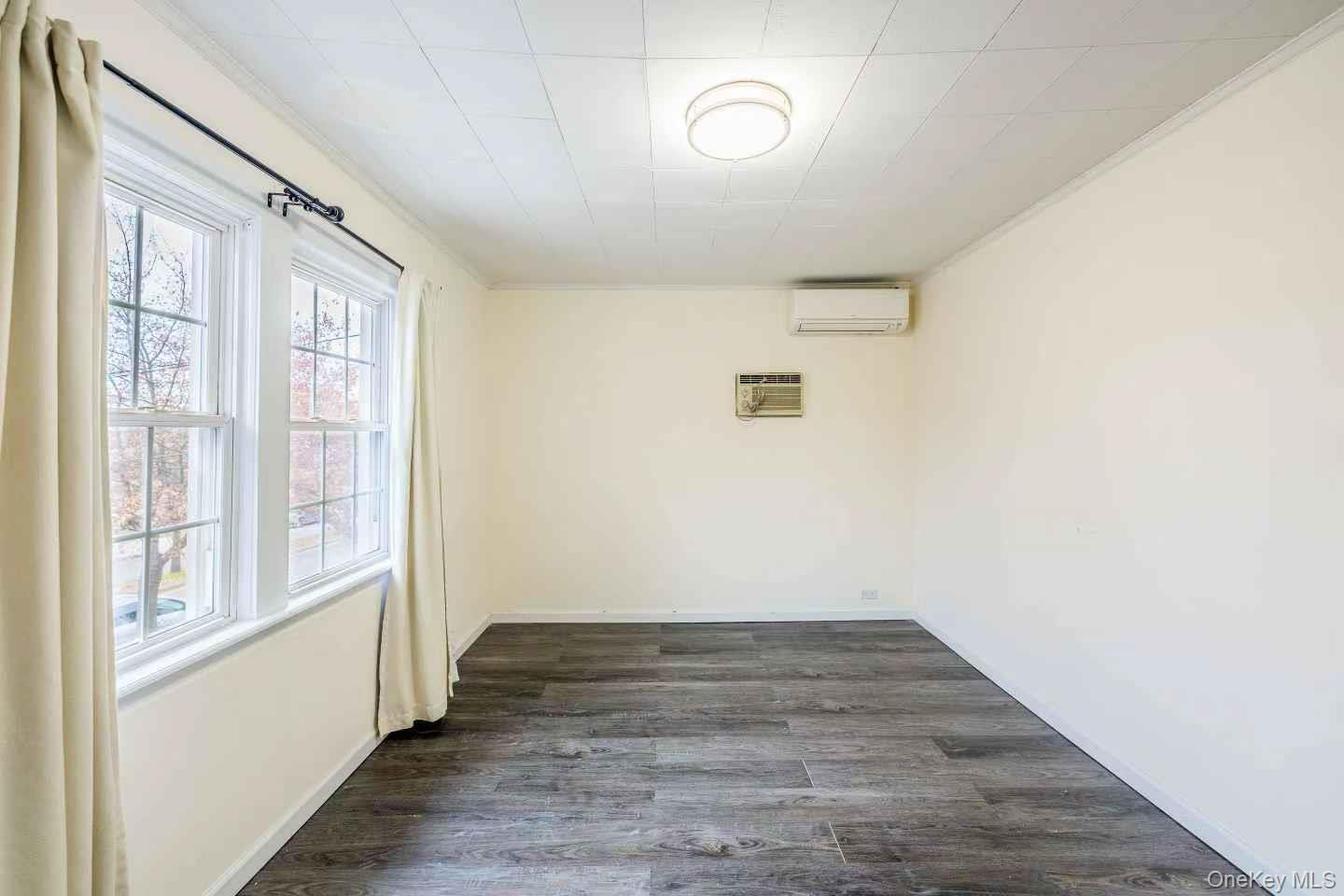 Single Family 204th Queens, NY 11361, MLS-939157-19