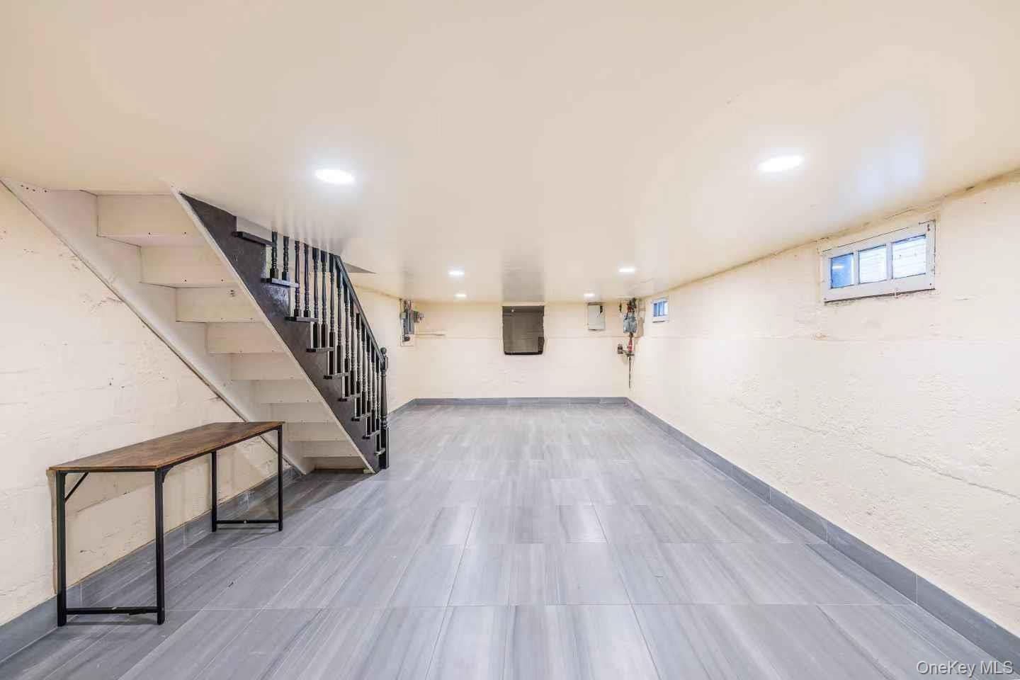 Single Family 204th Queens, NY 11361, MLS-939157-23