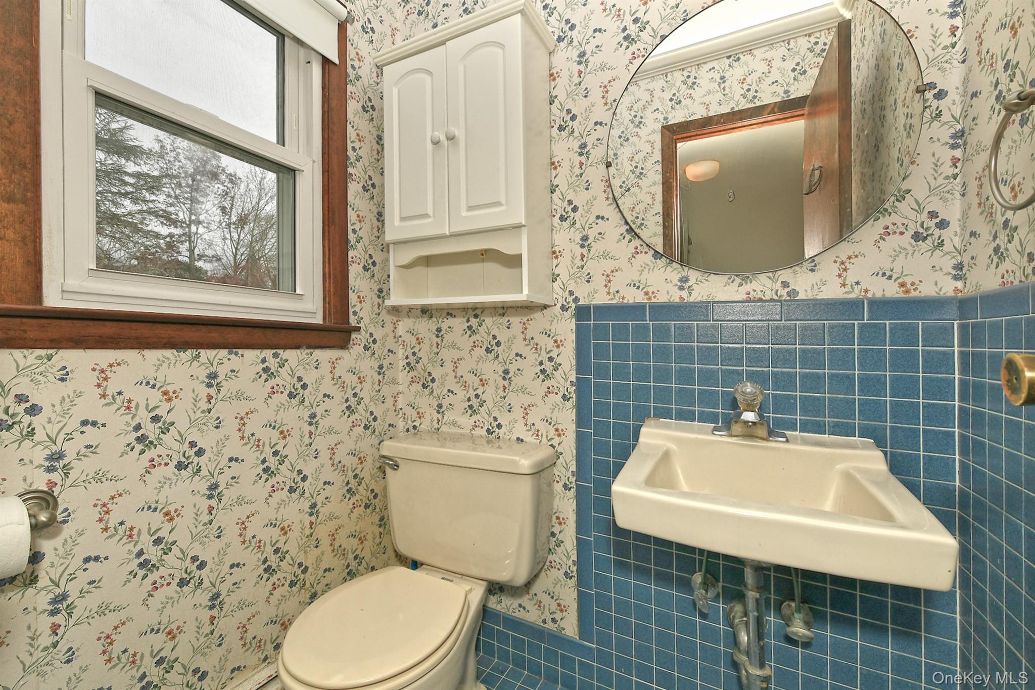 Single Family Duquesne Suffolk County, NY 11740, MLS-939171-16