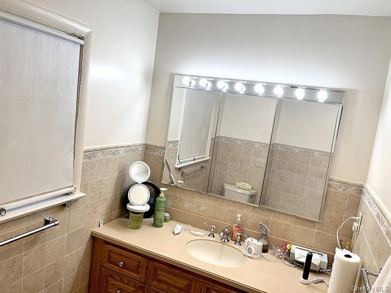 Single Family Quaker Ridge Road Westchester County, NY 10804, MLS-939175-12