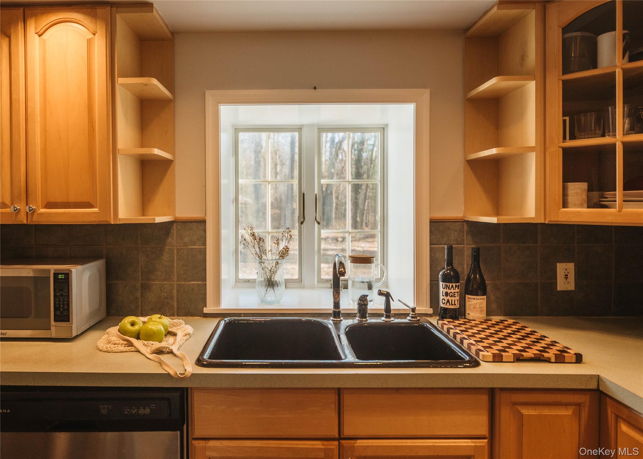 Single Family Mountainview Ulster County, NY 12472, MLS-939177-21