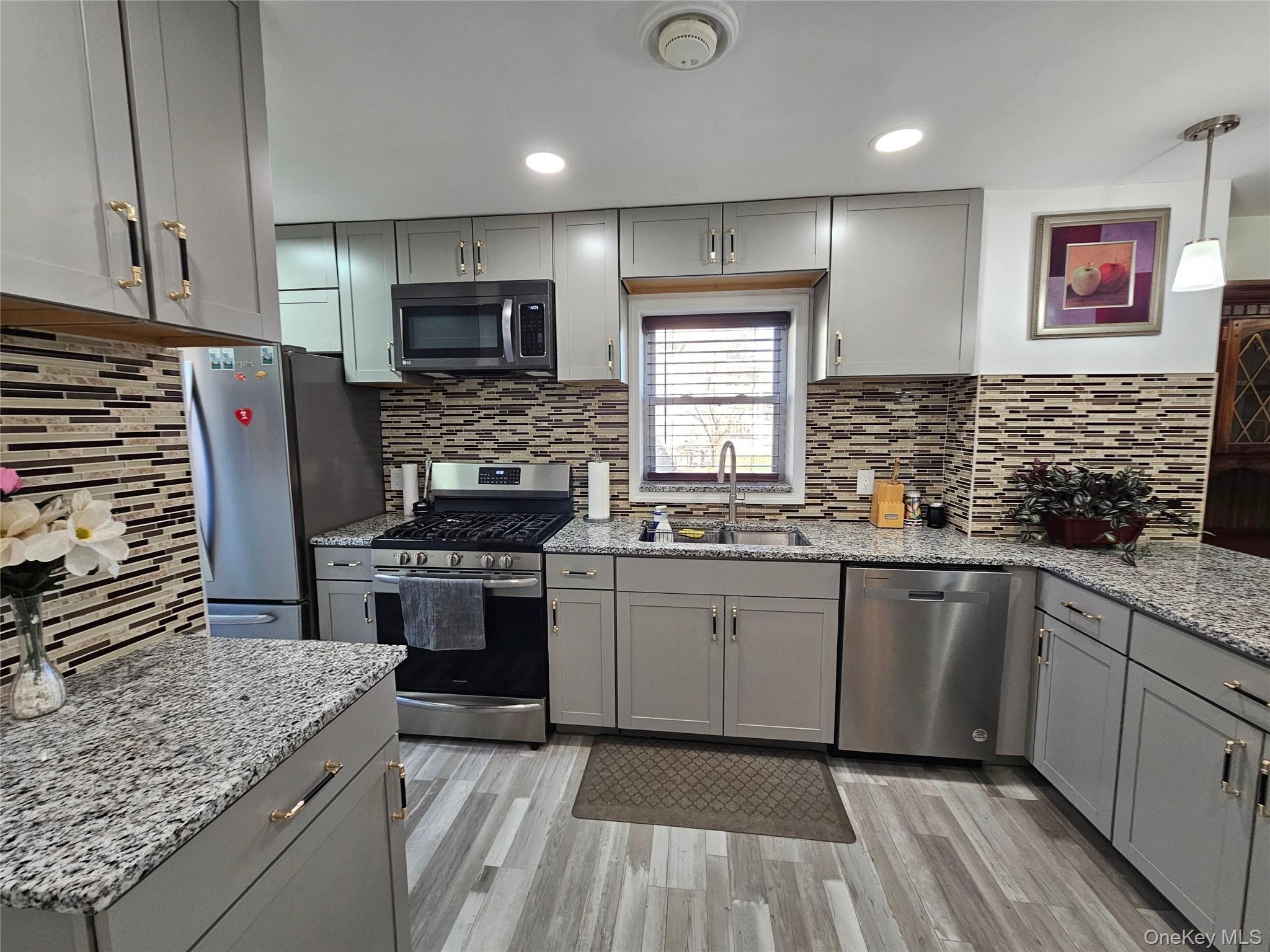 Single Family Innis Dutchess County, NY 12601, MLS-939179-15