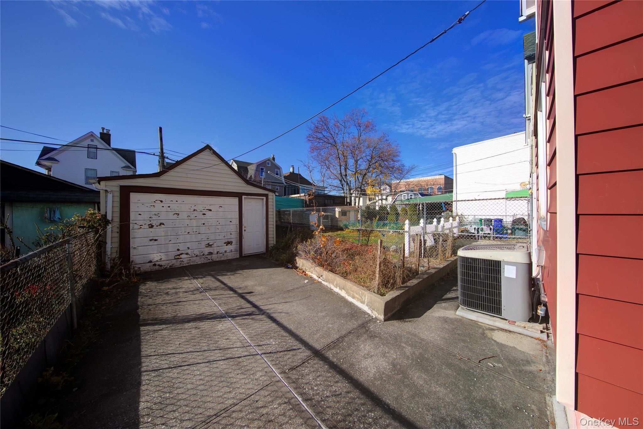 Single Family 121st Queens, NY 11418, MLS-939223-21