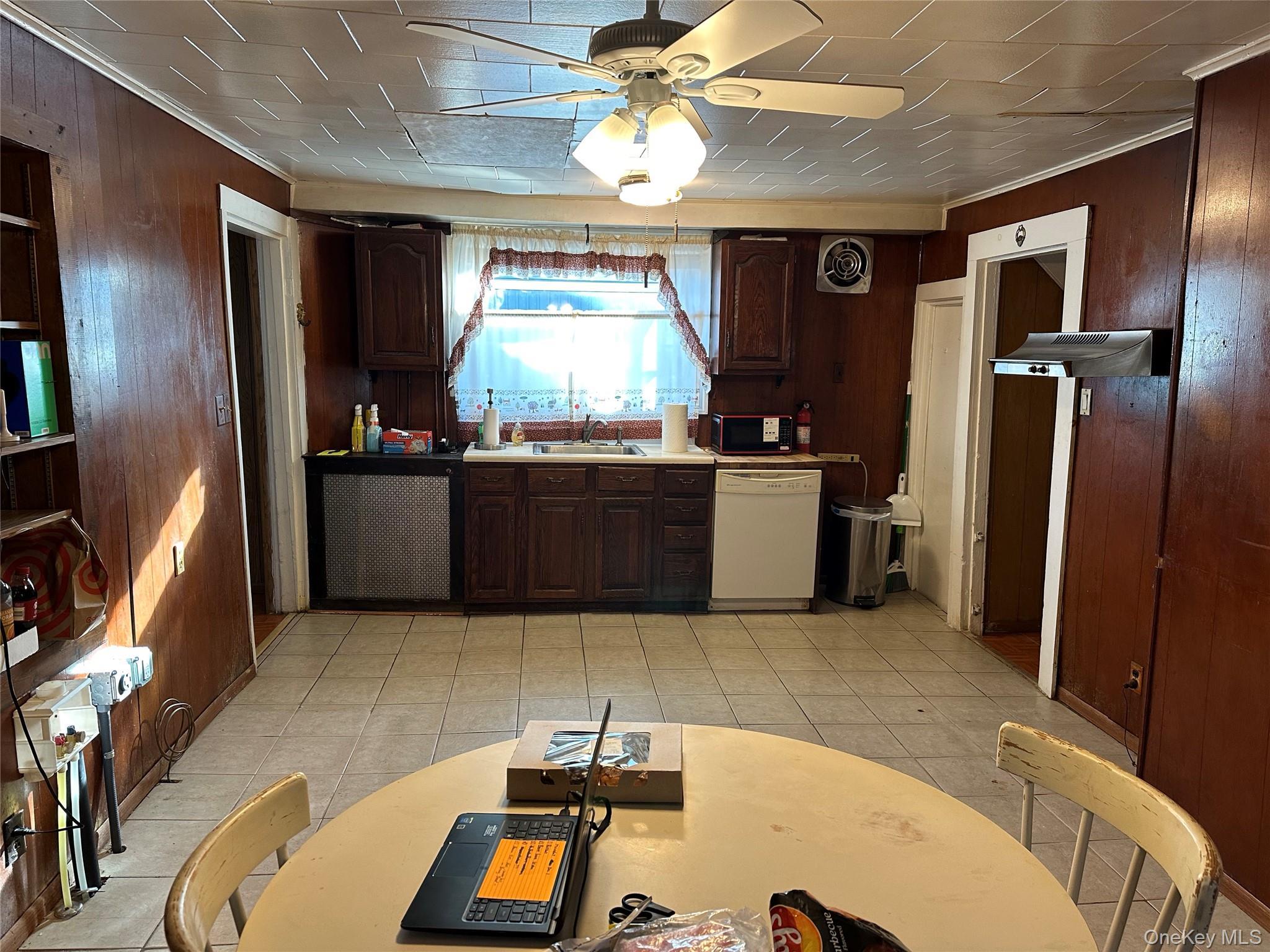 Single Family Church  Dutchess County, NY 12508, MLS-939241-7