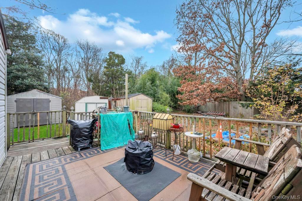 Single Family Urn  Suffolk County, NY 11717, MLS-939257-22