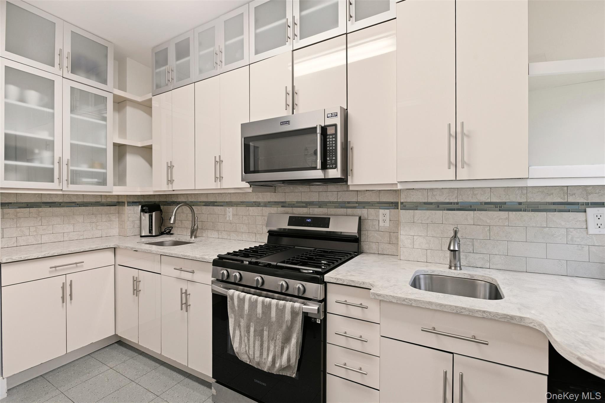 Single Family 43rd  Brooklyn, NY 11219, MLS-939268-12