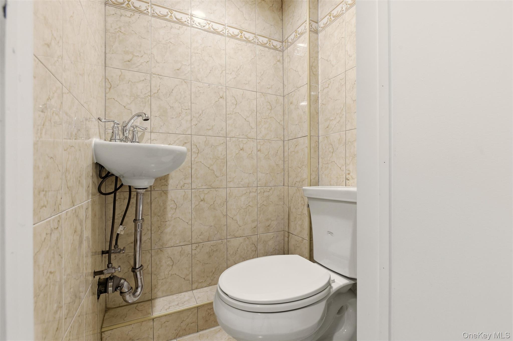 Single Family 43rd  Brooklyn, NY 11219, MLS-939268-21