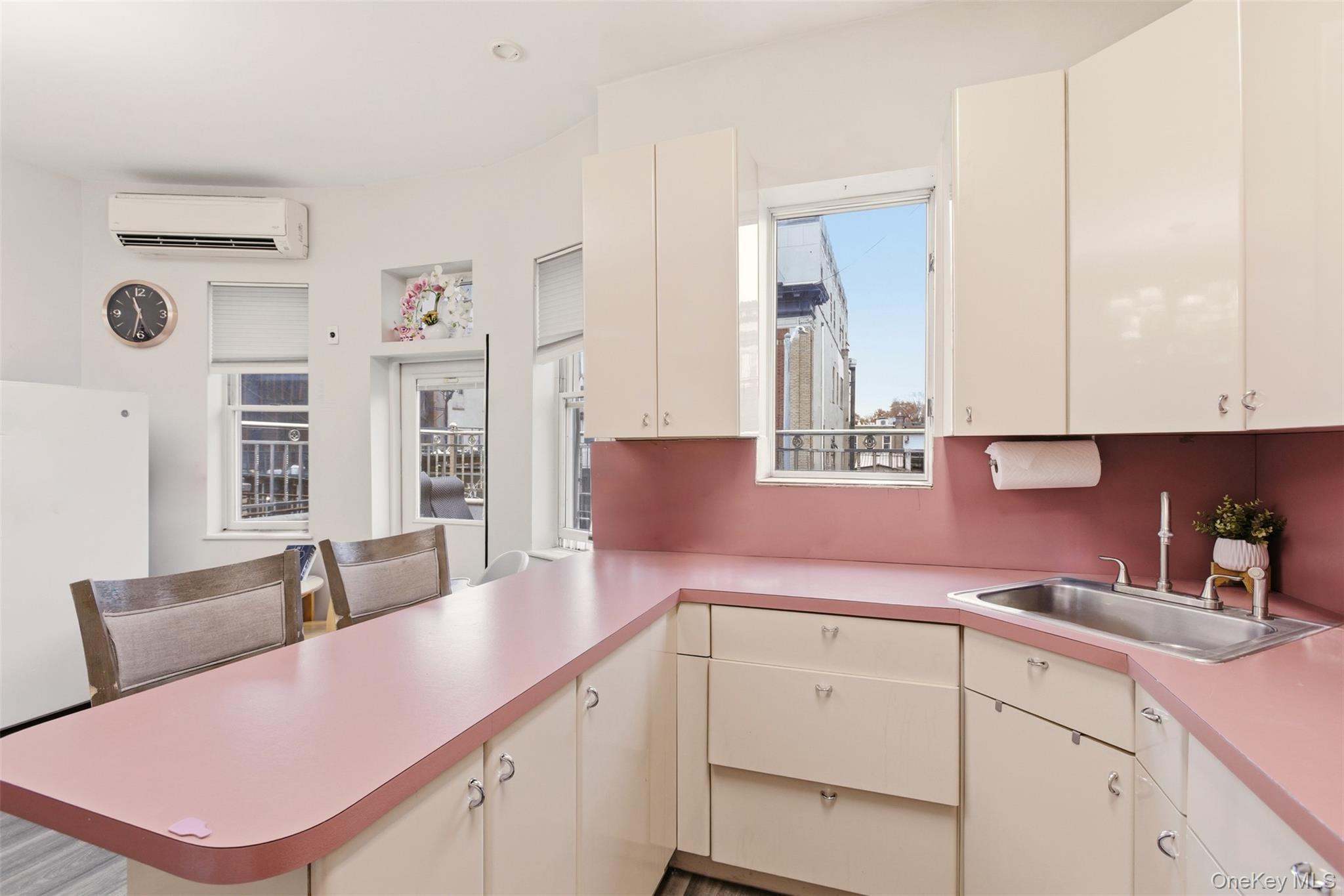 Single Family 43rd  Brooklyn, NY 11219, MLS-939268-32