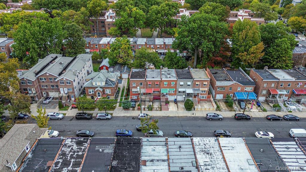 Single Family 224th Bronx, NY 10466, MLS-939269-22