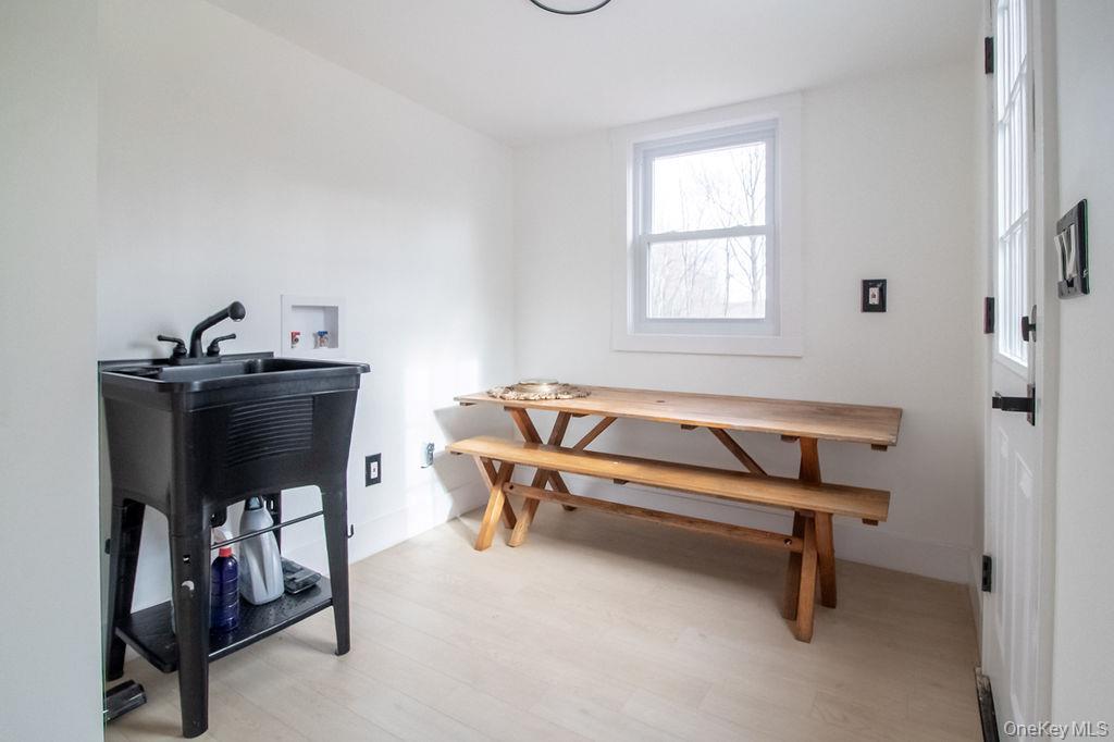 Single Family Ulster Heights  Ulster County, NY 12428, MLS-939272-25