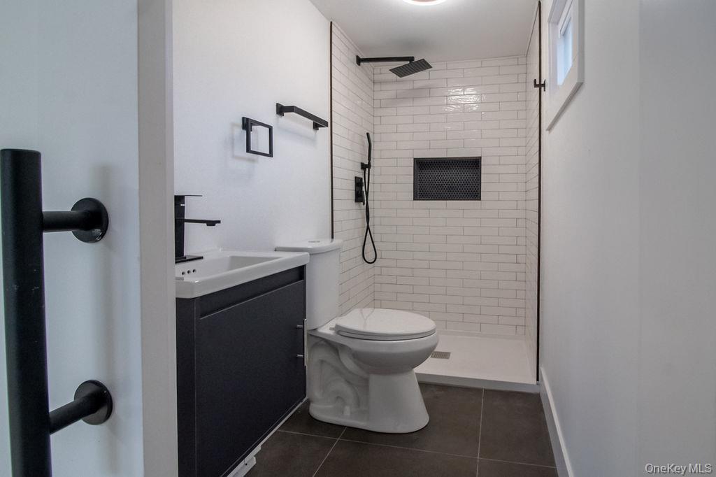 Single Family Ulster Heights  Ulster County, NY 12428, MLS-939272-32