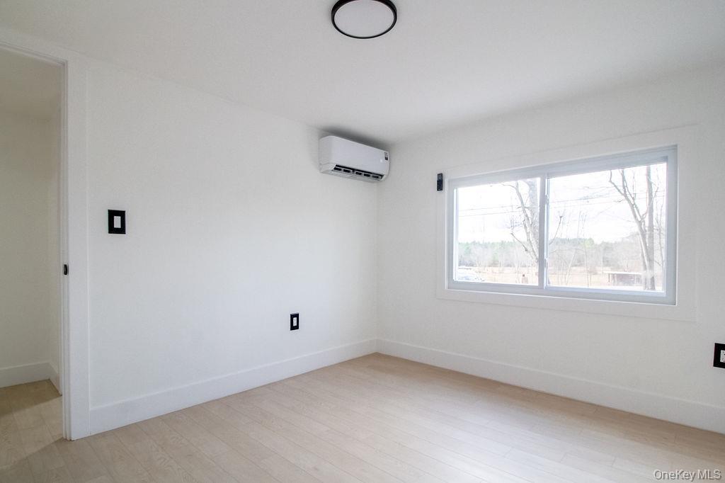 Single Family Ulster Heights  Ulster County, NY 12428, MLS-939272-37