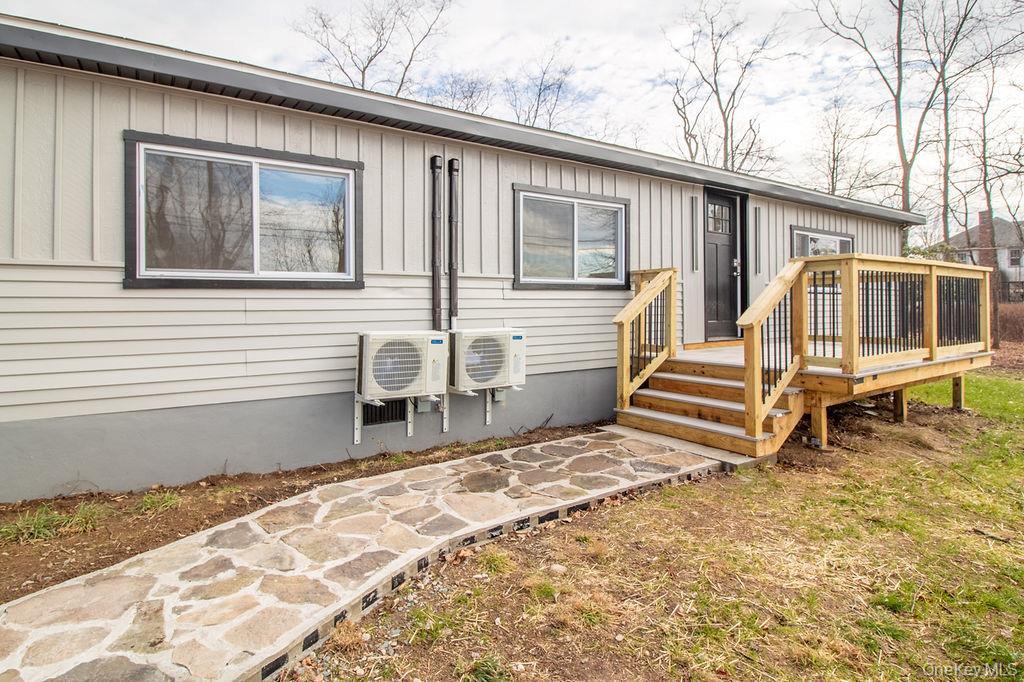 Single Family Ulster Heights  Ulster County, NY 12428, MLS-939272-4