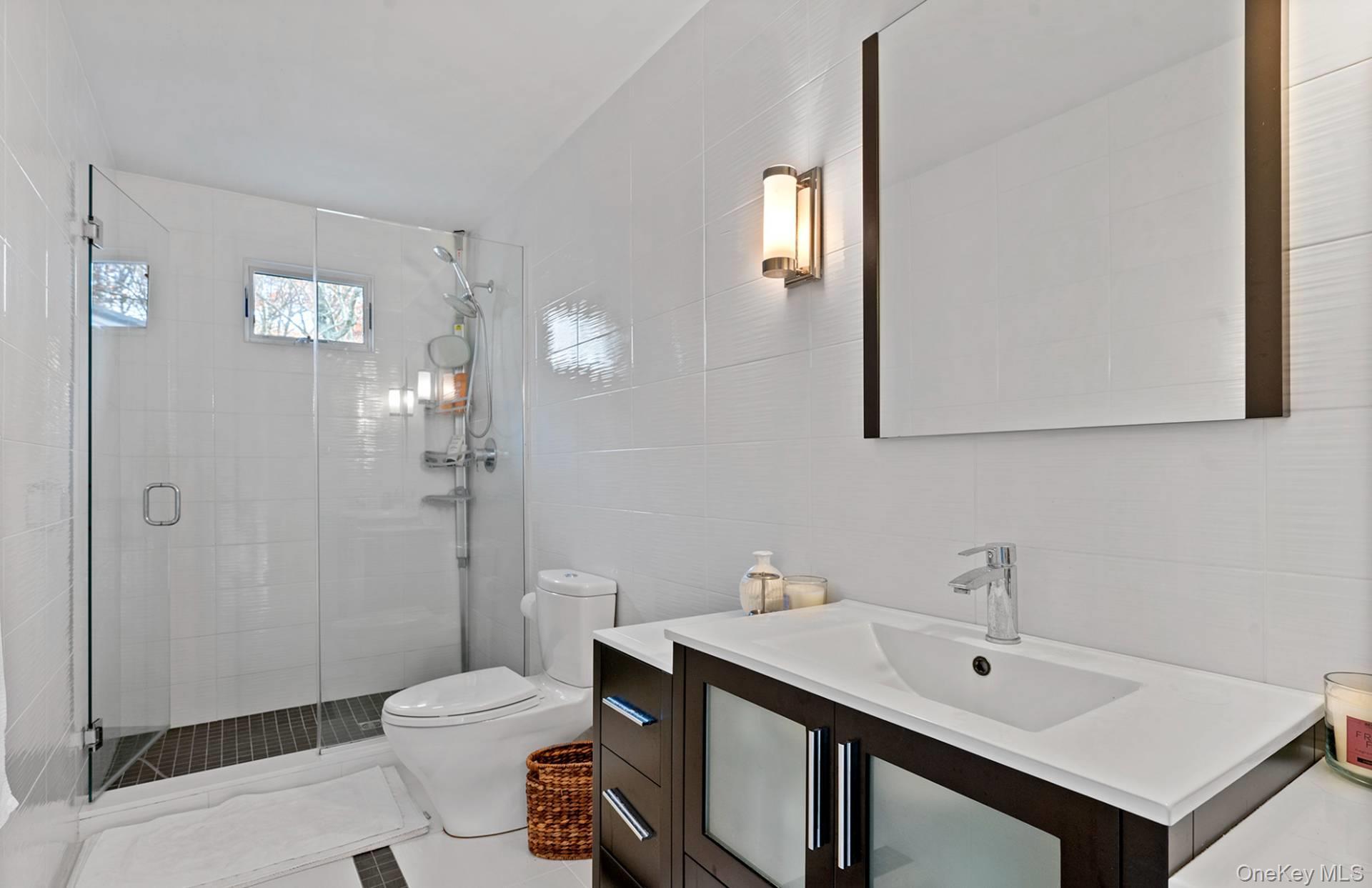 Single Family Georgica Woods Suffolk County, NY 11975, MLS-939295-14