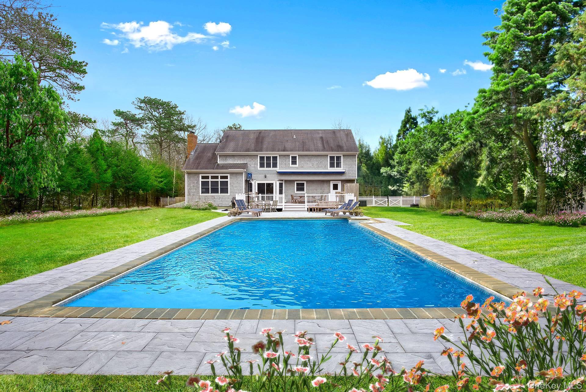 Single Family Georgica Woods Suffolk County, NY 11975, MLS-939295-2