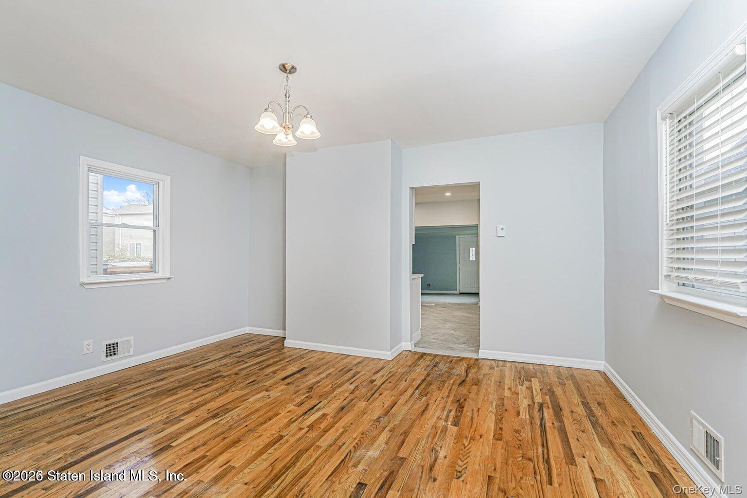 Single Family Laforge Ave Staten Island, NY 10302, MLS-939300-17