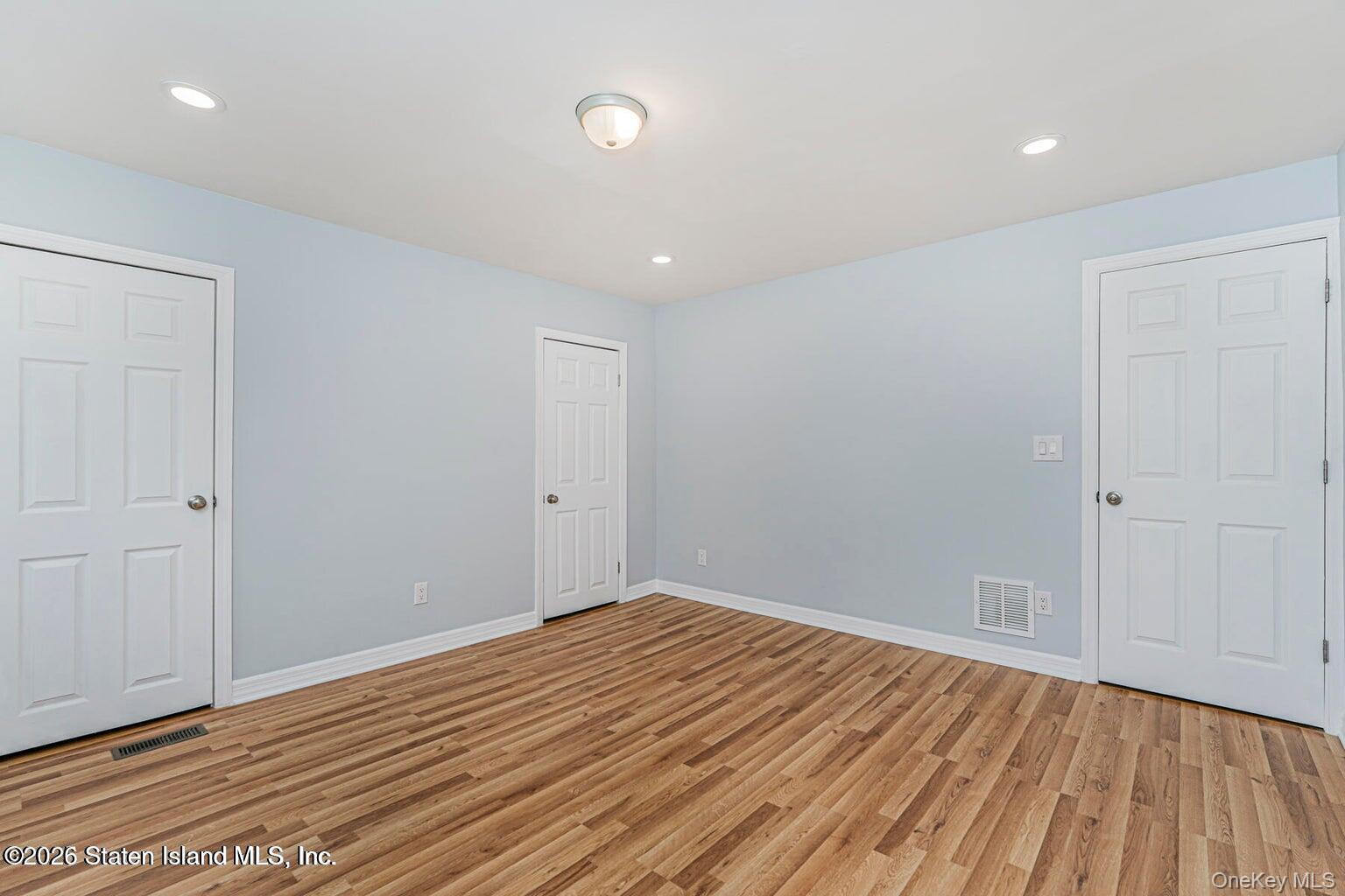 Single Family Laforge Ave Staten Island, NY 10302, MLS-939300-19