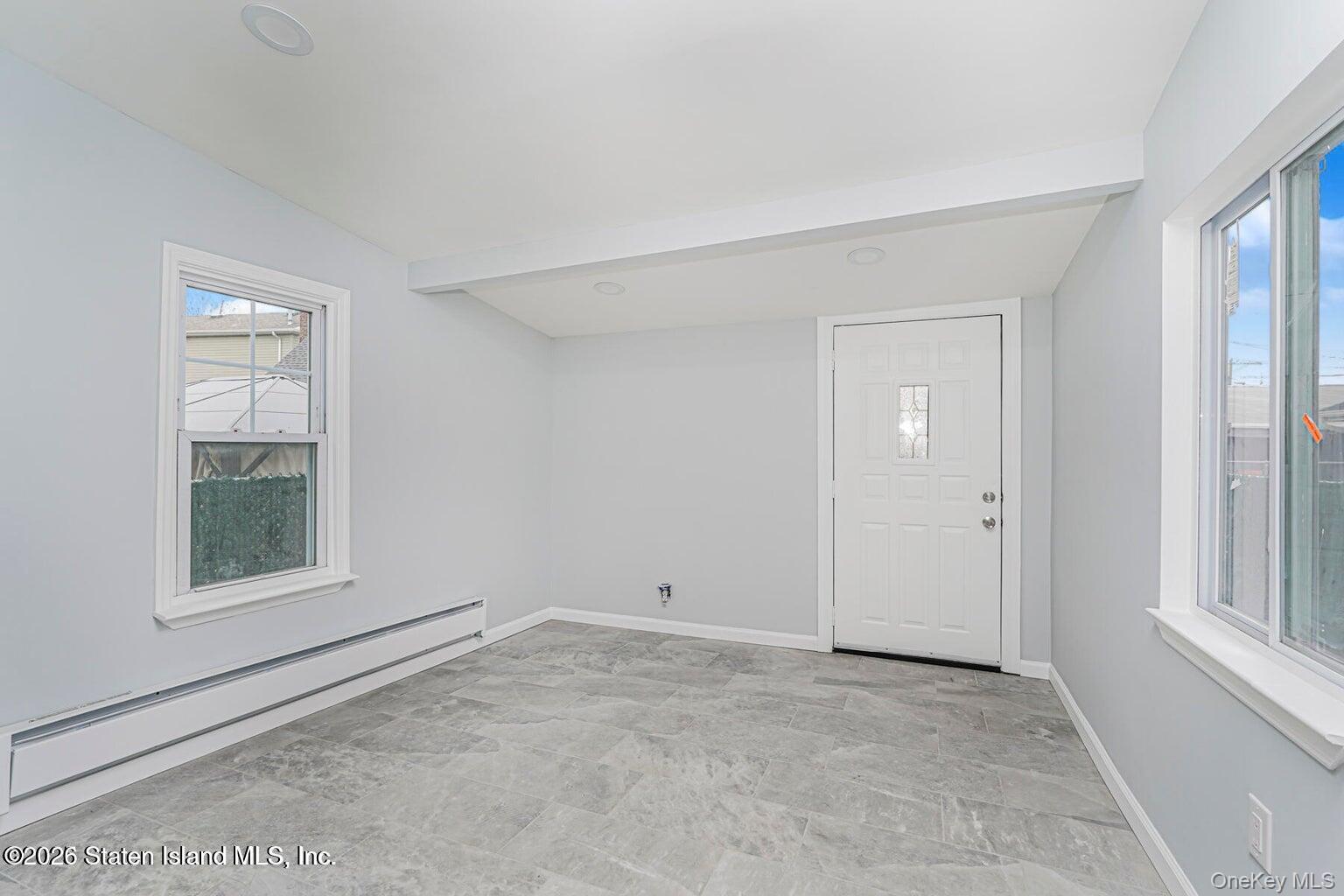 Single Family Laforge Ave Staten Island, NY 10302, MLS-939300-21