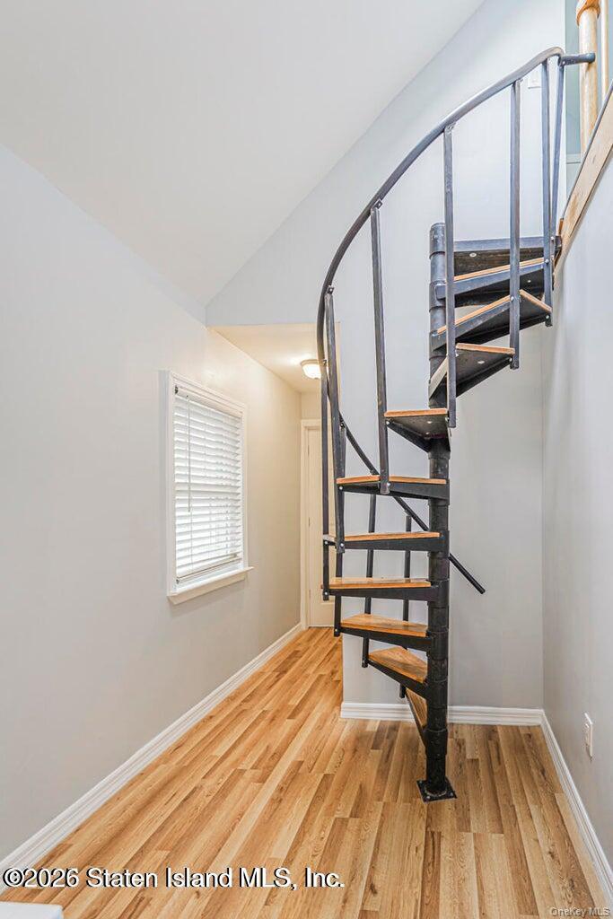 Single Family Laforge Ave Staten Island, NY 10302, MLS-939300-26